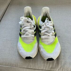 Adidas Ultraboost Bright Yellow and White Running Shoestring